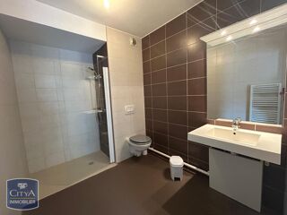  Appartement à louer 1 pièce 32 m²