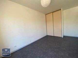  Appartement à louer 2 pièces 45 m²
