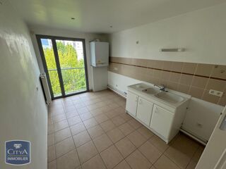  Appartement à louer 3 pièces 92 m²