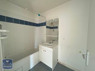  Appartement à louer 2 pièces 45 m²