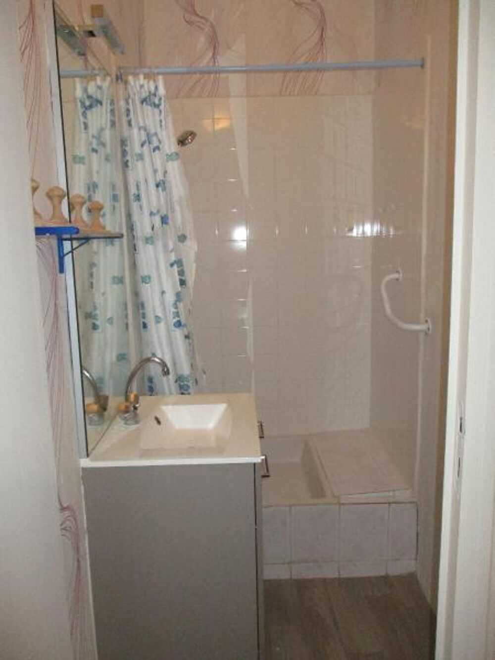 location Appartement - 3 pièce(s) - 70 m² Saint-Genest-Lerpt (42530)
