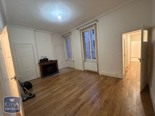  Appartement à louer 1 pièce 54 m²