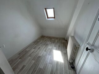  Appartement à louer 3 pièces 49 m²
