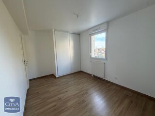  Appartement à louer 3 pièces 67 m²