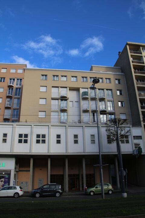  Appartement � louer 4 pi�ces 85 m�