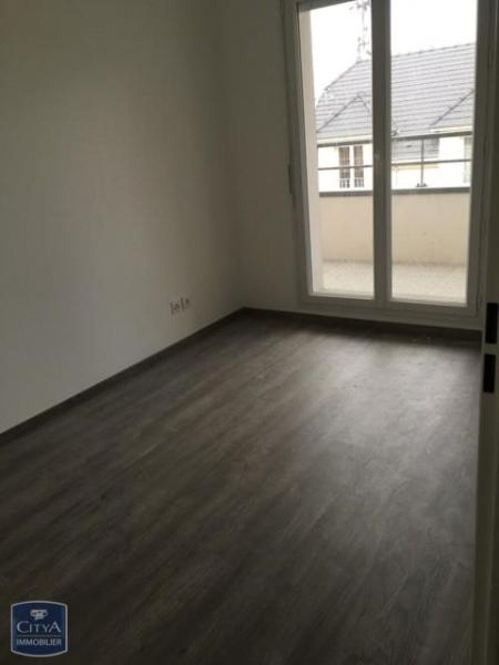 location Appartement - 4 pièce(s) - 86 m² Reims (51100)