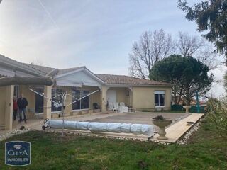  Villa à louer 5 pièces 185 m²