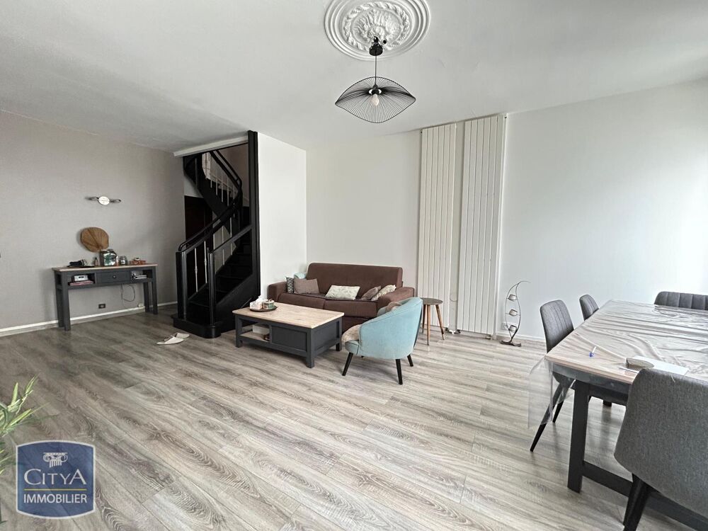 À LOUER : Appartement en duplex T3 situé à Vinay, dans l....