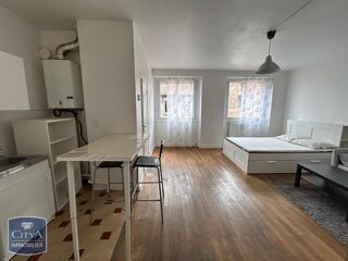  Appartement à louer 1 pièce 35 m²