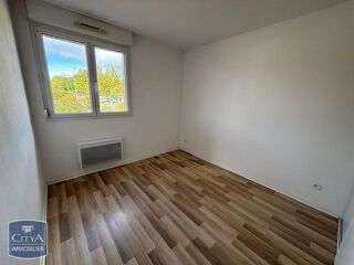  Appartement à louer 3 pièces 64 m²