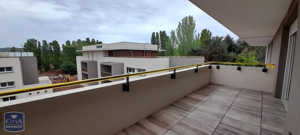 location Appartement - 3 pièce(s) - 60 m² Fréjus (83600)