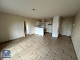  Appartement à louer 2 pièces 44 m²