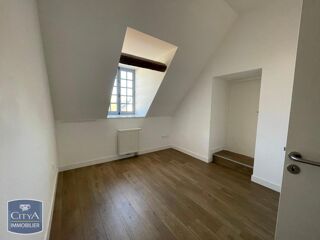  Appartement à louer 3 pièces 70 m²
