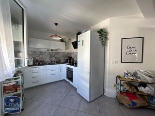  Appartement à louer 4 pièces 90 m²
