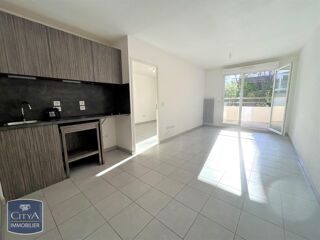  Appartement à louer 2 pièces 37 m²