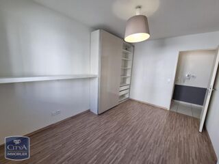 Appartement à louer 2 pièces 44 m²