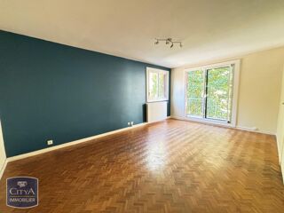  Appartement à louer 3 pièces 73 m²