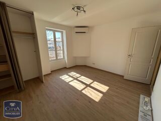  Appartement à louer 4 pièces 67 m²