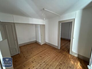  Appartement à louer 3 pièces 55 m²