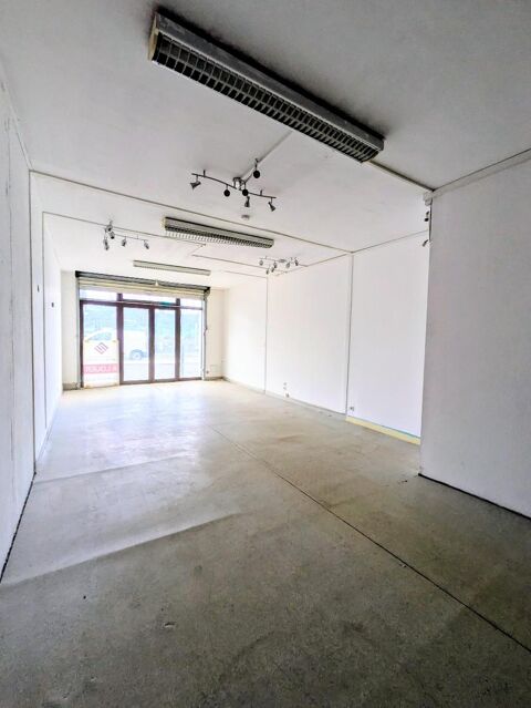   Location / Local Commercial - 45 m² 