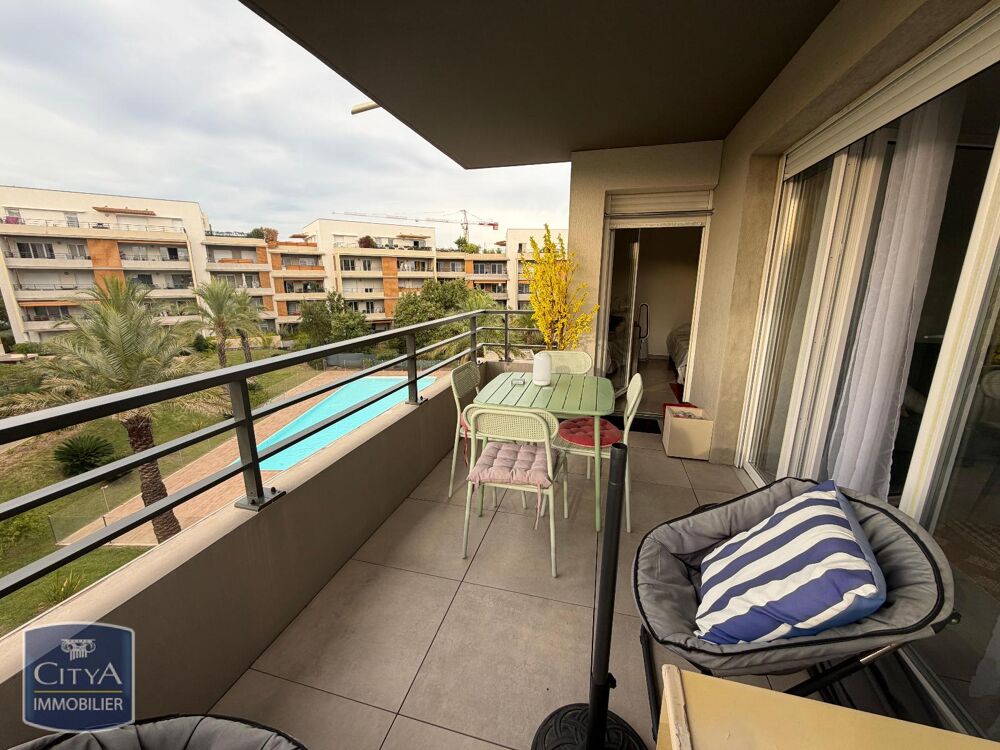 location Appartement - 3 pièce(s) - 57 m² Fréjus (83600)