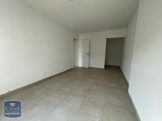  Appartement à louer 3 pièces 65 m²