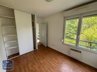 location Appartement - 2 pièce(s) - 41 m² Écully (69130)