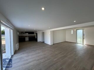  Maison à louer 4 pièces 128 m²