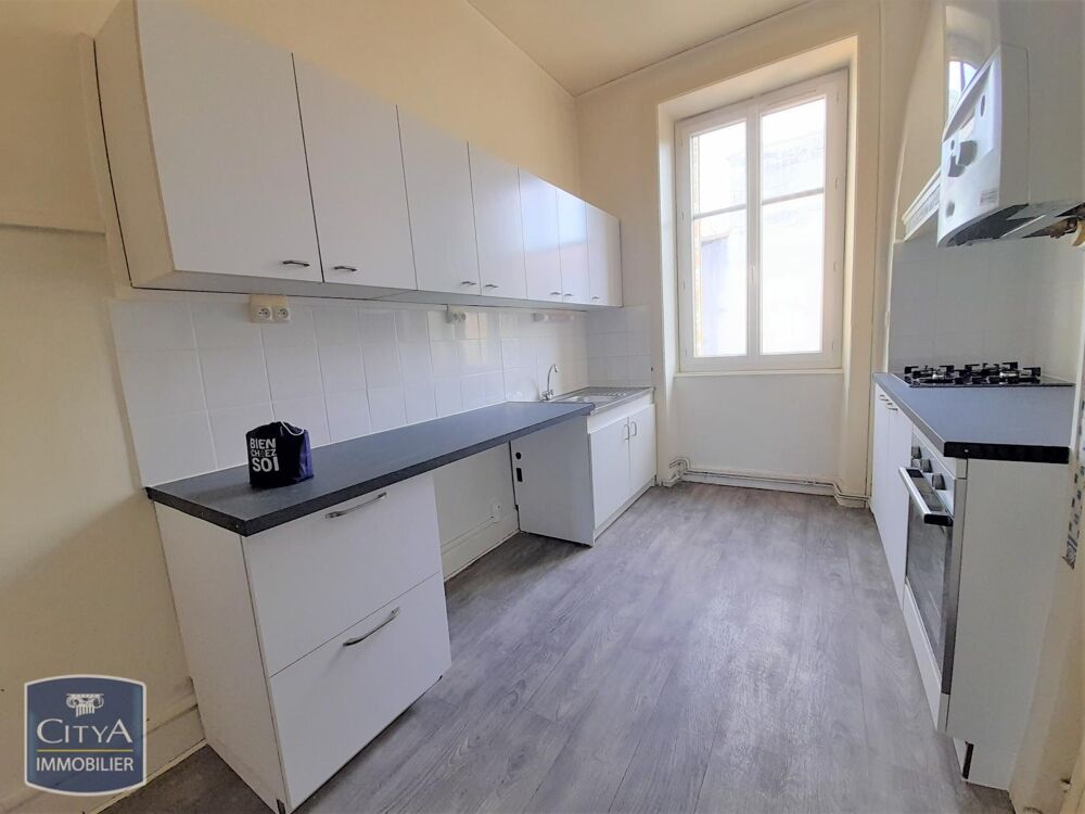 À LOUER : Découvrez ce charmant appartement rénové de ty....