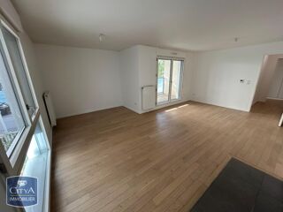  Appartement à louer 3 pièces 72 m²
