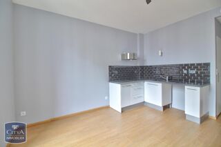  Appartement à louer 2 pièces 33 m²