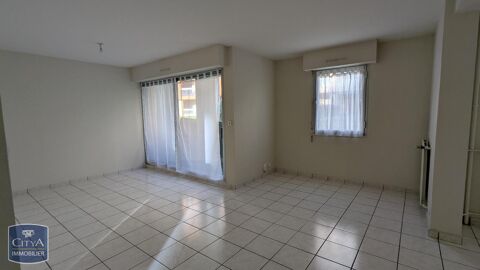  Appartement  louer 4 pices 82 m