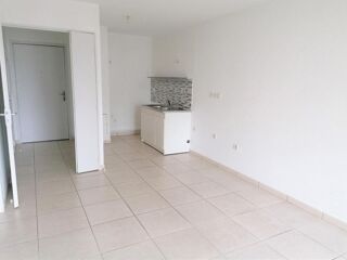  Appartement à louer 2 pièces 35 m²