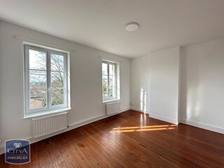  Appartement � louer 4 pi�ces 74 m�