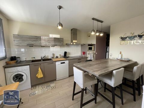   Location Appartement Appartement - 4 pi�ce(s) - 80 m�