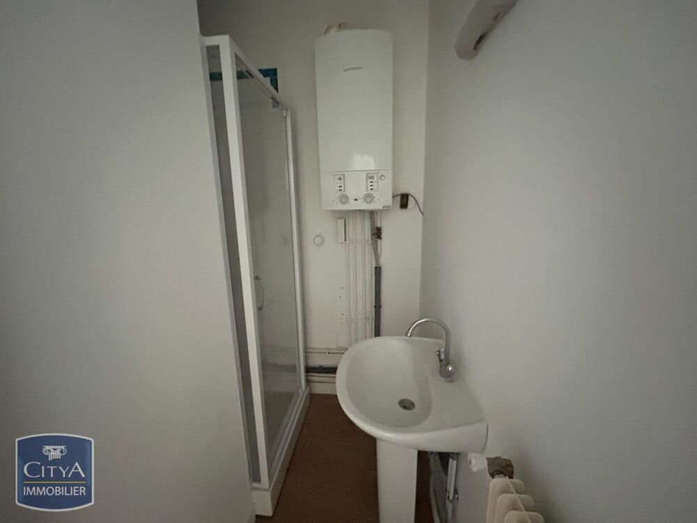 EXCLUSIVITÉ - APPARTEMENT T1 CENTRE VILLE En location : ....