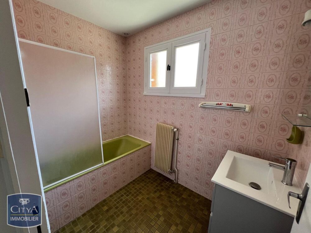 location Maison - 3 pièce(s) - 70 m² Charbonnier-les-Mines (63340)
