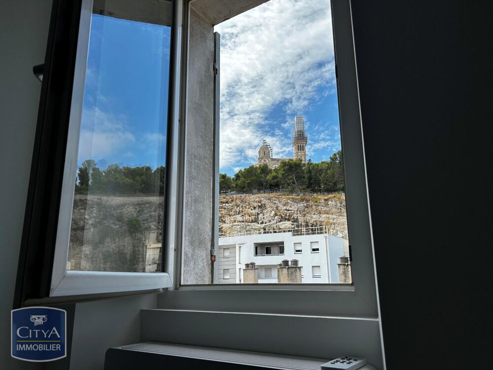 location Appartement - 1 pièce(s) - 26 m² Marseille 6