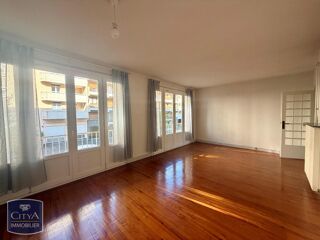  Appartement à louer 4 pièces 85 m²