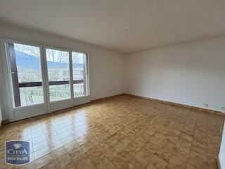  Appartement � louer 4 pi�ces 84 m�