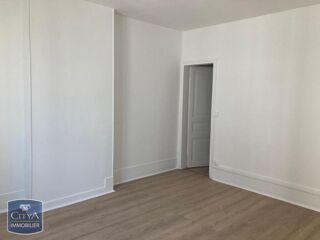  Appartement à louer 3 pièces 55 m²