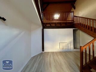  Appartement à louer 2 pièces 37 m²