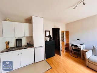  Appartement à louer 1 pièce 25 m²