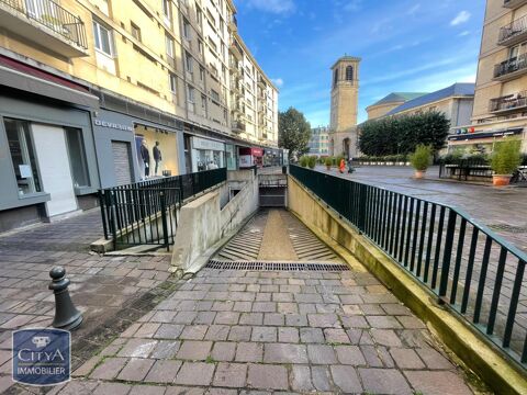  Parking / Garage � louer 