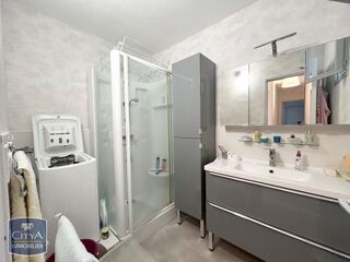  Appartement à louer 3 pièces 76 m²