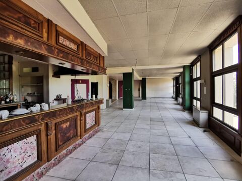   Vente / Local Commercial - 291 m² 