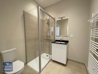  Appartement à louer 1 pièce 28 m²