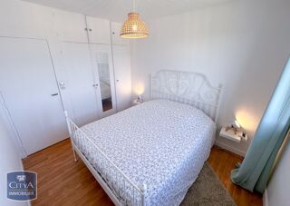  Appartement à louer 4 pièces 66 m²