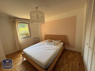  Appartement à louer 2 pièces 45 m²