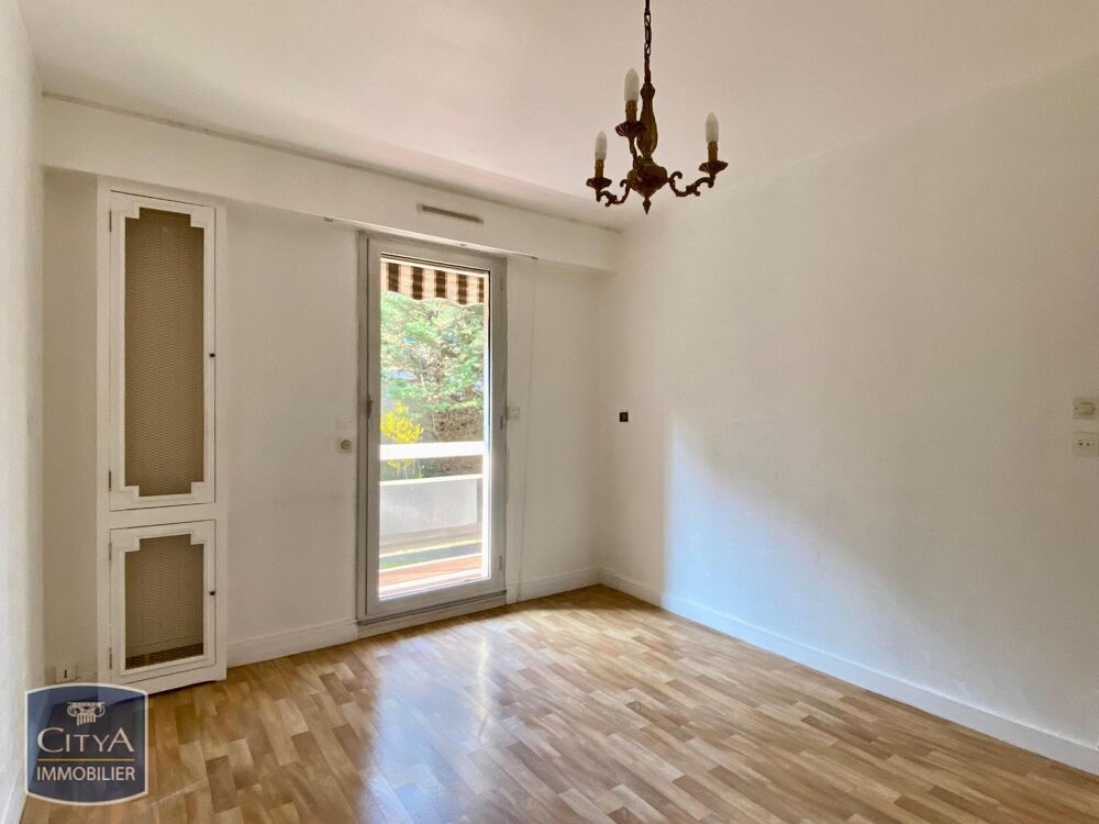 À LOUER : Charmant appartement T2 situé au coeur de la be....